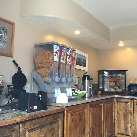 Oakhurst Lodge Екстериор снимка