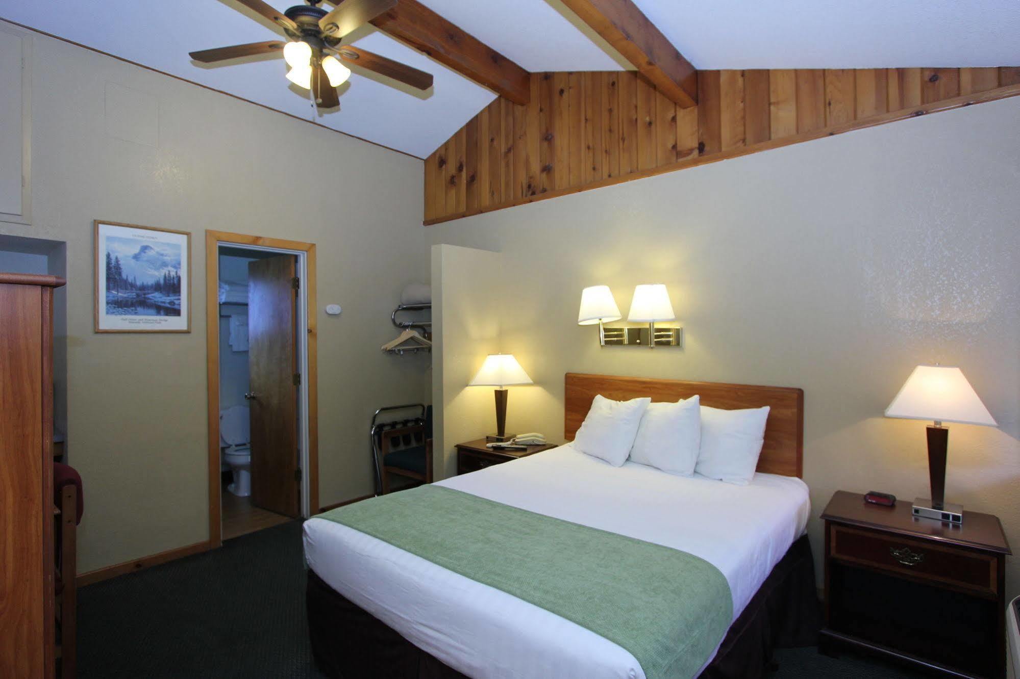 Oakhurst Lodge Екстериор снимка
