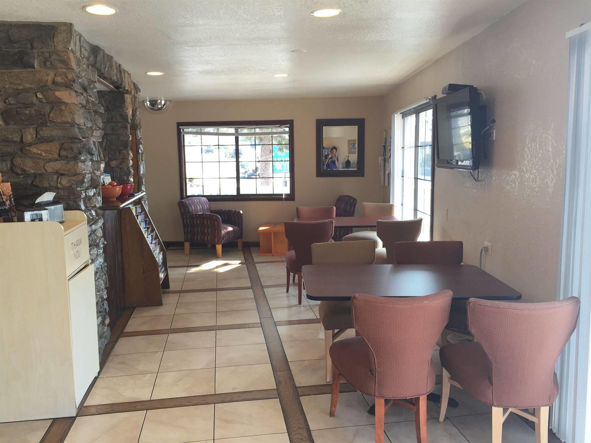 Oakhurst Lodge Екстериор снимка